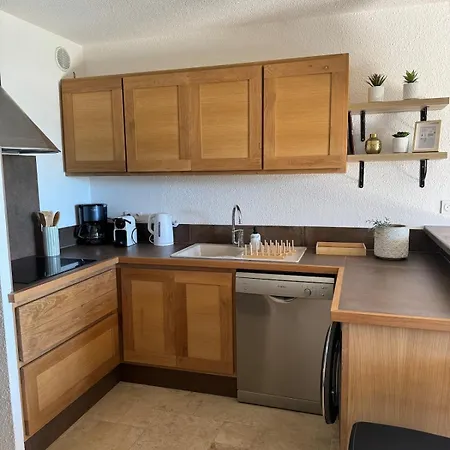 Le Sunset 4 Person Sea View And Pool Apartment