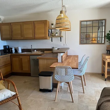 Le Sunset 4 Person Sea View And Pool Apartment *